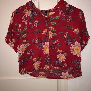 Kendall and Kylie cropped button up